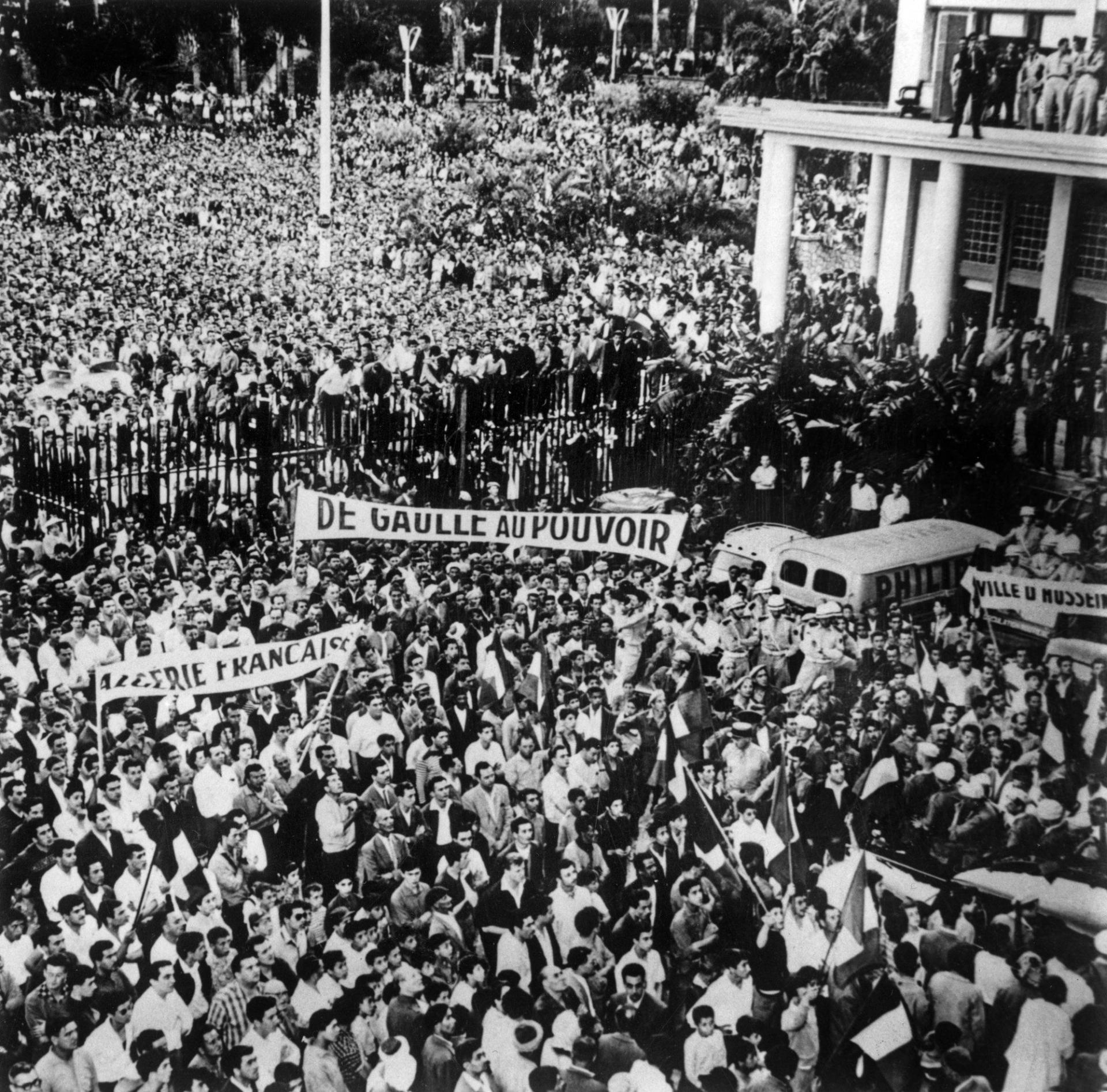 13 mai 1958