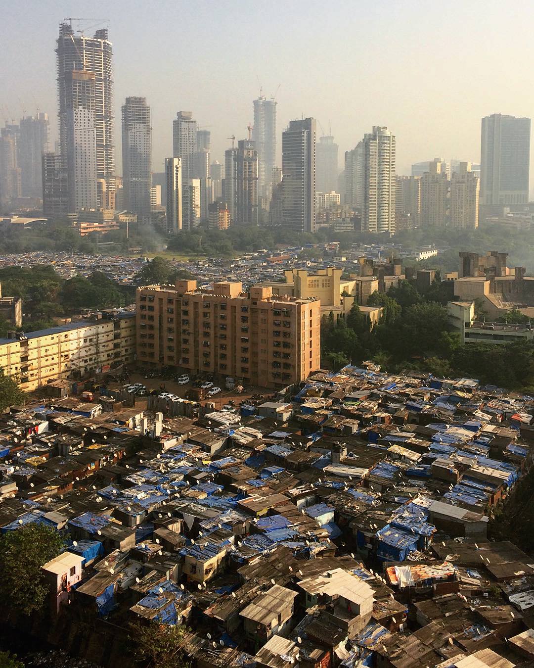 Slums Mumbai 2