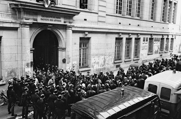 Sorbonne évacuée